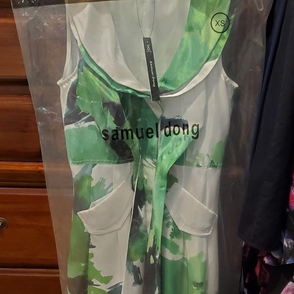 COPY - MUST GO! NWT Samuel Dong Sleeveless Green White Triple Wire Collar Bubbl… - Picture 6 of 9